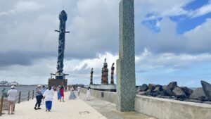 Parque das esculturas no Recife Antigo, um dos principais pontos turísticos da capital pernambucana.